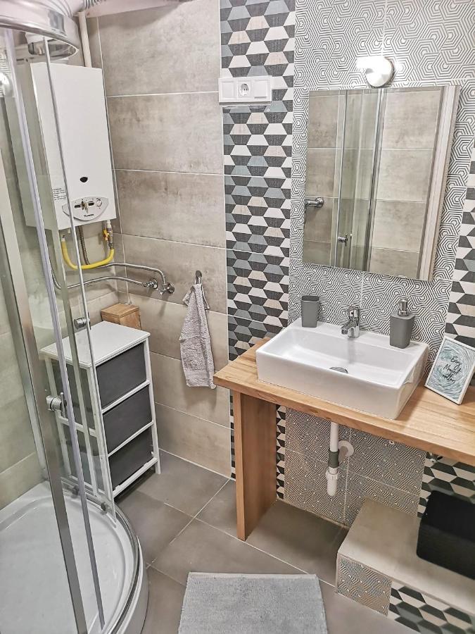 Central Home Apartment In The City Center エゲル エクステリア 写真