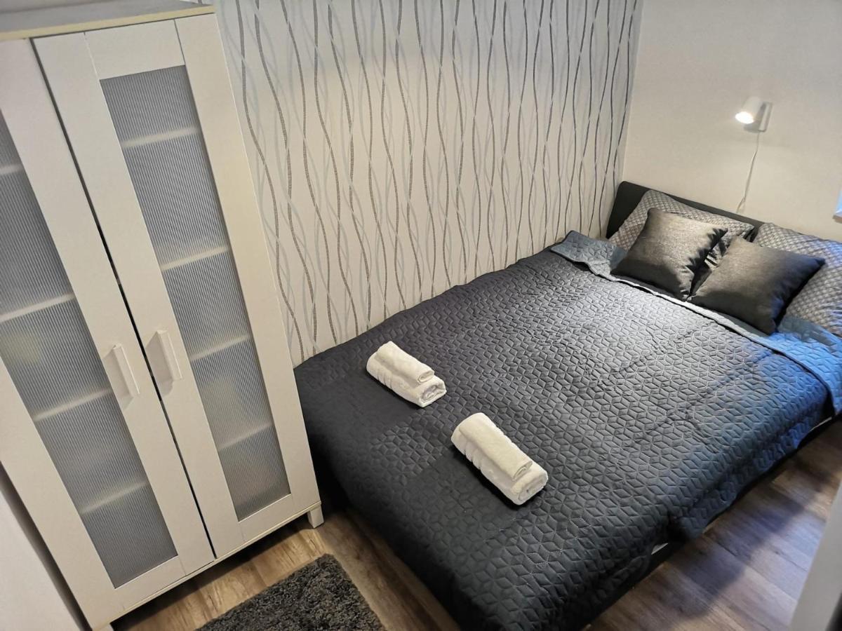 Central Home Apartment In The City Center エゲル エクステリア 写真