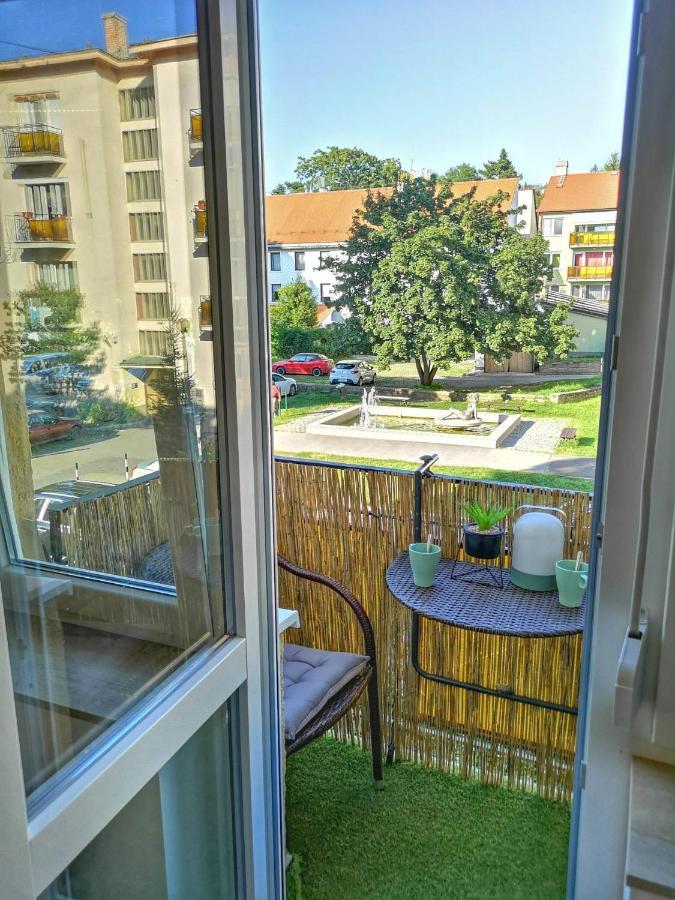 Central Home Apartment In The City Center エゲル エクステリア 写真
