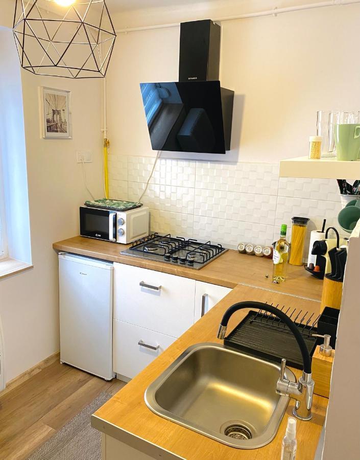 Central Home Apartment In The City Center エゲル エクステリア 写真